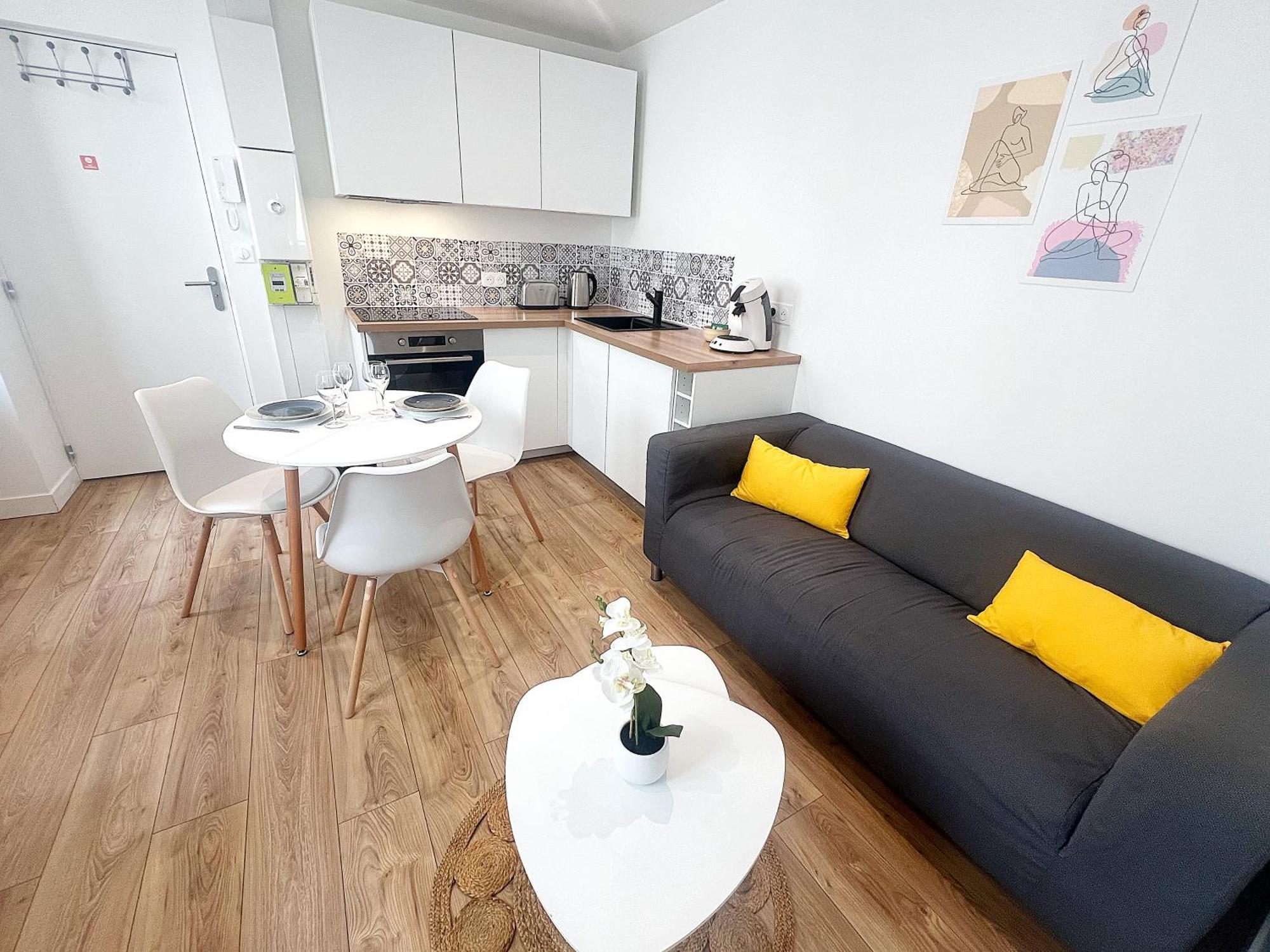 Le Petit Barbusse, Proche Centre Avec Netflix * Reims
